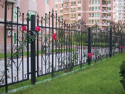 小區(qū)鐵藝護欄